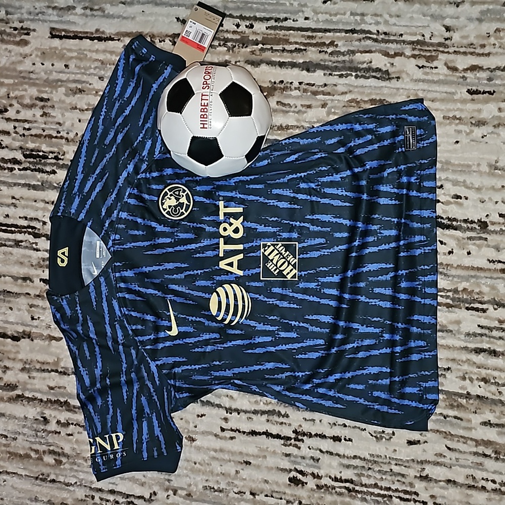 Club America women's jersey